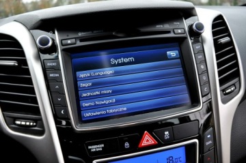 Hyundai i30 II Wagon Facelifting 1.6 CRDi 110KM 2016 Hyundai i30 1,6 CRDi Ledy Duża Navi Kamera, zdjęcie 34