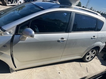 TOYOTA COROLLA VERSO II DRZWI LEWE TYŁ 1C0