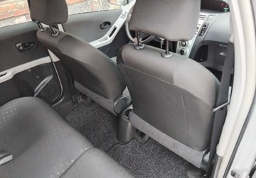 Toyota Yaris II Hatchback 5d 1.3 i VVT-i 86KM 2009 Toyota Yaris 1,3 Benzyna Klima 5 Drzwi Po oplatach z Niemiec, zdjęcie 9