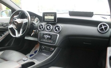 Mercedes Klasa A W176 Hatchback 5d 2.1 220 CDI BlueEFFICIENCY 170KM 2015 Mercedes-Benz Klasa A 2.1 Diesel 170KM, zdjęcie 9