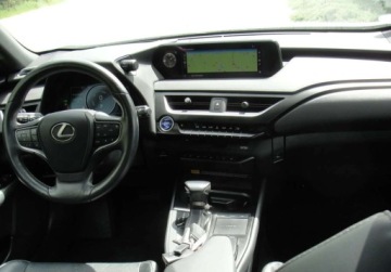 Lexus UX Crossover 250h 184KM 2020 Lexus UX AWD 4x4 Najbogatsze wyposazenie 68 tys.km. 2.0 Hybryda 184KM, zdjęcie 5