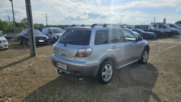 Mitsubishi Outlander I 2005 Mitsubishi Outlander 4x4, zdjęcie 4