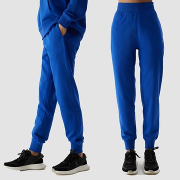4F SPODNIE DRESOWE DAMSKIE JOGGERY SS24