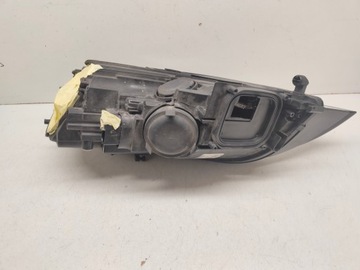 AUDI TT 2011-2014 SVĚTLOMET SVĚTLO PRAVÁ 8J0941004AJ 8J0941030AJ