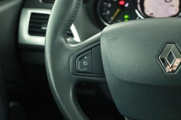 Renault Megane III Hatchback 1.9 dCi 130KM 2010 Renault Megane 1.9 dCi, Navi, Klima, Klimatronic, zdjęcie 16