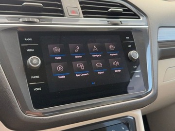Volkswagen Tiguan II SUV Facelifting 2.0 TDI 150KM 2023 Volkswagen Tiguan 2.0 TDI 150KM,SCR Elegance DSG, Gwarancja, Serwis ASO,FV, zdjęcie 18