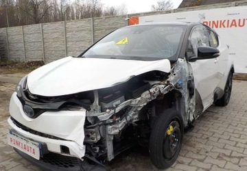 Toyota C-HR I Crossover 1.8 Hybrid 122KM 2018 Toyota C-HR Okazja 1.8 Hybryda 122KM, zdjęcie 13
