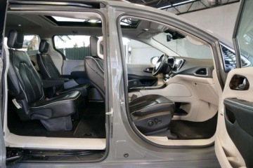 Chrysler Pacifica II 3.6 V6 291KM 2022 Chrysler Pacifica Limited 3.6L V6 291KM Panorama Radar Odkurzacz Cam360 Ma, zdjęcie 7