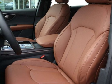 Audi Q7 II 2025 AUDI Q7 55 TFSI e quattro S Line Suv 3.0 (394KM) 2025, zdjęcie 4