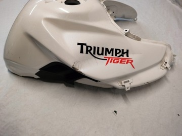 Бак топливный бак Triumph Tiger 800 XC