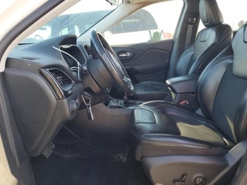 Jeep Cherokee V 2020 Jeep Cherokee JEEP CHEROKEE LATITUDE PLUS 2020 2.4 Benzyna 180KM, zdjęcie 6