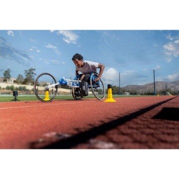 УСТРОЙСТВО ДЛЯ ТРЕНИРОВКИ СКОРОСТИ И ВЫНОСЛИВОСТИ СКЛЗ