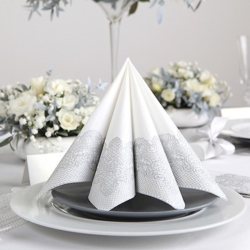 САЛФЕТКИ ДЛЯ ПРИЧАСТИЯ СЕРЕБРЯНЫЕ КРУЖЕВА 33Х33СМ 20 шт.