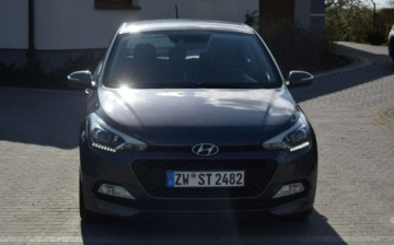 Hyundai i20 I Hatchback 5d Facelifting 1.2 DOHC 85KM 2015 Hyundai i20 1.2B 2015 Led Klimatronik PDC Sprowadzony Oplacony 1.2, zdjęcie 1