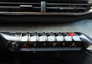 Peugeot 3008 II Plug-In Hybrid HYbrid4 300 PHEV 300KM 2020 Peugeot 3008 BLACK WEEK 1.6 PureTech HYBRID4 300KM PHEV GT AT8 Salon PL AS, zdjęcie 29