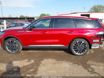 Lincoln Aviator 2025 Lincoln Aviator Reserve 2025 3.0 Benzyna 400KM, zdjęcie 1