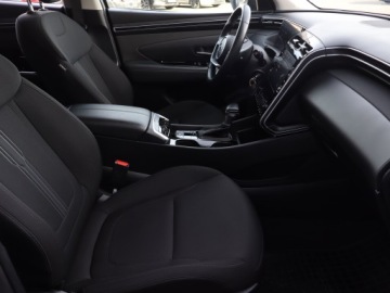 Hyundai Tucson IV SUV 1.6 T-GDI 48V 150KM 2023 Hyundai Tucson 1.6 T-GDI 48V MHEV, Salon Polska, zdjęcie 8