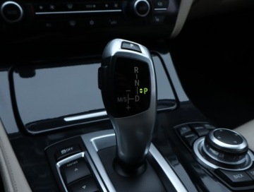 BMW Seria 5 F10-F11 Touring 520d 184KM 2012 BMW 5 520d, 181 KM, Automat, Skóra, Navi, Xenon, zdjęcie 17