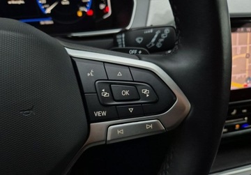 Volkswagen Passat B8 Variant Facelifting 1.5 TSI EVO 150KM 2023 Volkswagen Passat Variant SalonPL Business 1.5TSI 150KM DSG Skora Navi Kam, zdjęcie 21