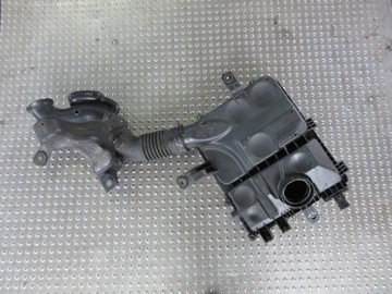 TERIOS II 1.5I 07 POUZDRO FILTRU VZDUCHU + SÁNÍ