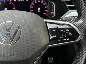 Volkswagen Arteon Fastback Facelifting 2.0 TDI 200KM 2022 Volkswagen Arteon 2.0TDI 200KM 4Motion R-Line DSG, zdjęcie 16