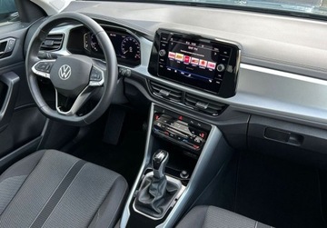 Volkswagen T-Roc I SUV Facelifting 1.5 TSI ACT 150KM 2023 Volkswagen T-Roc Life Plus Pakiety, Kamera cofania, ACC, Keyless, Digital, zdjęcie 15