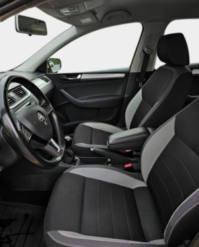 Skoda Rapid II Liftback Facelifting 1.6 TDI CR 115KM 2017 Skoda RAPID Po serwisie ASO - Klimatyzacja - Podlokietnik - Czujniki parko, zdjęcie 26