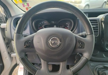 Opel Vivaro B Kombi Extra Long H1 2,9t 1.6 BiTurbo 125KM 2017 Opel Vivaro Tylko 162.000km 9 osob Super stanModel 2018 1.6 Diesel, zdjęcie 22