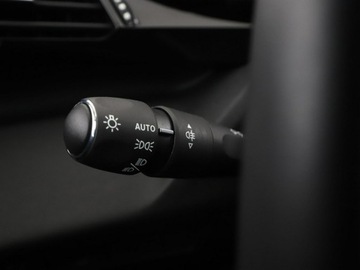 Peugeot 308 III Hatchback 1.2 PureTech 110KM 2022 Peugeot 308 virtual cocpit klima auto czujniki, zdjęcie 32