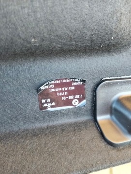 POLIČKA ZADNÍ KRYT BMW I3