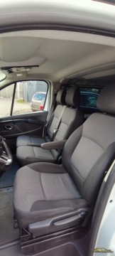 Renault Trafic III Combi 2.0 dCi  150KM 2023 Renault Trafic III 2.0D 150KM Salon Pl. 2.0 Diesel 150KM, zdjęcie 19