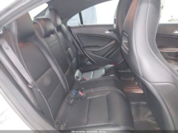 Mercedes CLA C118/X118 2019 Mercedes-Benz CLA MERCEDES-BENZ CLA 250 4MATIC 2.0 Benzyna 208KM, zdjęcie 9