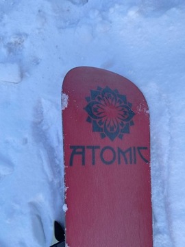 24H @@@@ ATOMIC Сноуборд + крепления B.U.R.T.ON красные