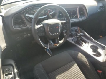 Dodge Challenger III 2023 Dodge Challenger Dodge Challenger SXT 3.6 Benzyna 303KM, zdjęcie 6