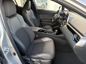 Toyota C-HR I Crossover Facelifting 1.8 Hybrid 122KM 2023 Toyota C-HR 1.8 Hybrid Executive 1.8 Hybrid Execut, zdjęcie 6