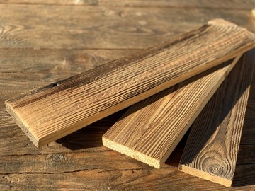 Старые доски. Натуральная коричневая доска; 0,8-1,5м