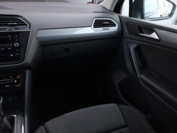 Volkswagen Tiguan II SUV 1.5 TSI EVO 150KM 2020 VW Tiguan 1.5 TSI, Salon Polska, Serwis ASO, DSG, zdjęcie 7