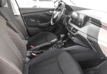 Skoda Kamiq Crossover 1.0 TSI 110KM 2022 Skoda Kamiq 1.0TSI 110KM, DSG, Ambition, Pakiet Comfort, Przedluzona Gwara, zdjęcie 13