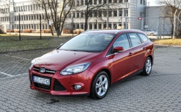 Ford Focus III Kombi 1.6 EcoBoost 150KM 2011 Ford Focus 1,6T (150KM) 178 tys. km 1.6 Benzyna 150KM