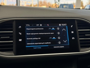 Peugeot 308 II SW Facelifting 1.5 BlueHDI 130KM 2021 Peugeot 308 Active Pack / CarPlay/Android Auto / K, zdjęcie 29