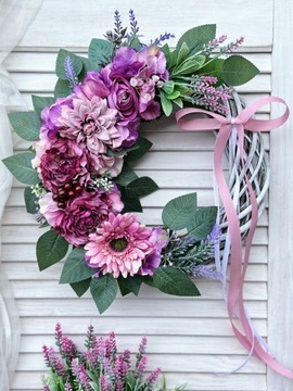 WIANEK WIOSENNY NA DRZWI KWIATY SZTUCZNE WIKLINOWY STROIK WIENIEC 35cm