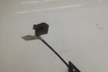 ZRCÁTKO LEVÉ MERCEDES-BENZ C (W204) A2048103316 2.1L DIESEL 100KW 2011