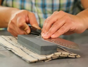 КОЛЕСНЫЙ КАМЕНЬ ДВУСТОРОННЯЯ ЗАТОЧКА ПРУЖИННОЙ ГОЛОВКИ ЗАТОЧКА НОЖЕЙ