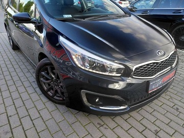 Kia Ceed II Hatchback 5d Facelifting 1.4 DOHC 100KM 2018 Kia Ceed Lift LED Elektryka Sensor Klimatyzacja Podgrzewane fotele PDC Alu, zdjęcie 3