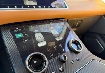 Land Rover Range Rover Velar SUV 2.0 SD4 240KM 2018 Land Rover Range Rover Velar Land Rover Velar pelna opcja 2.0 Diesel 240KM, zdjęcie 24