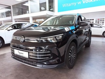Volkswagen Tiguan III 2025 Volkswagen Tiguan Elegance 1,5 eHybrid DSG 6Masaz fotelaKamaeraApp connect, zdjęcie 2