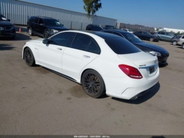 Mercedes Klasa C W205 2017 Mercedes-Benz Klasa C 63 AMG 2017 4.0 Benzyna 469KM, zdjęcie 3