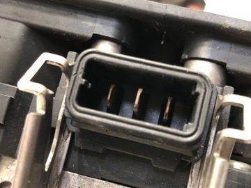 APARÁT ZAPALOVACÍ AUDI A4 B5 1.8 125KM 94-01 ROZDĚLOVAČ