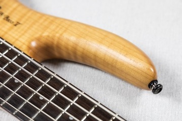 Hohner B Bass V - gitara basowa