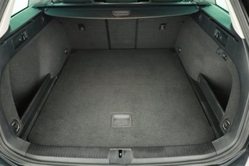 Volkswagen Passat B8 Variant 2.0 TDI BlueMotion SCR 150KM 2019 VW Passat 2.0 TDI, Automat, Navi, Klima, zdjęcie 8